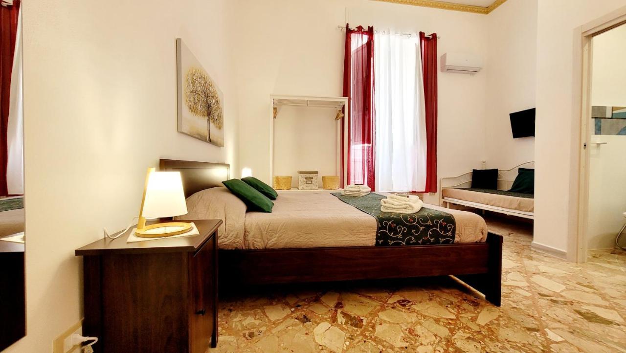 Zanzi 'S Charming Rooms Avola Bagian luar foto